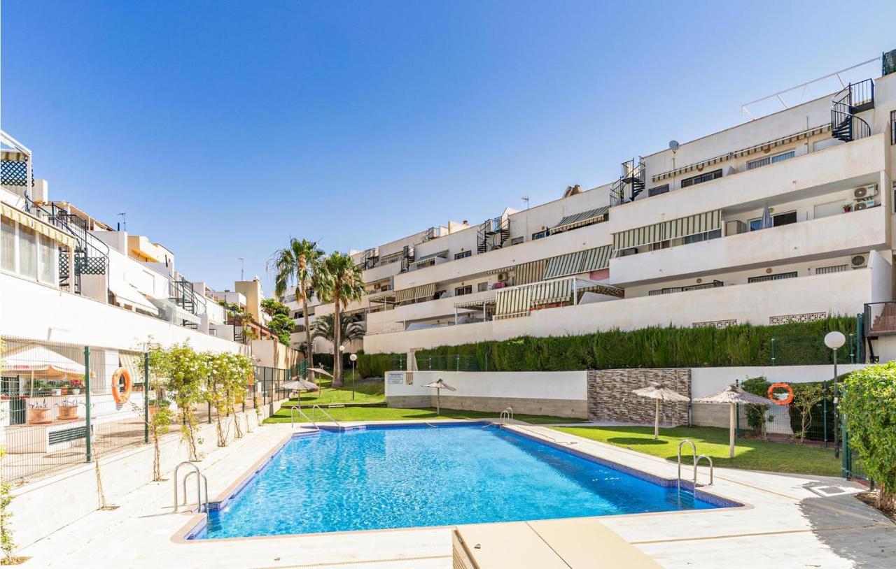 Nice In With Outdoor Swimming Pool, Wifi&2 Bedrooms