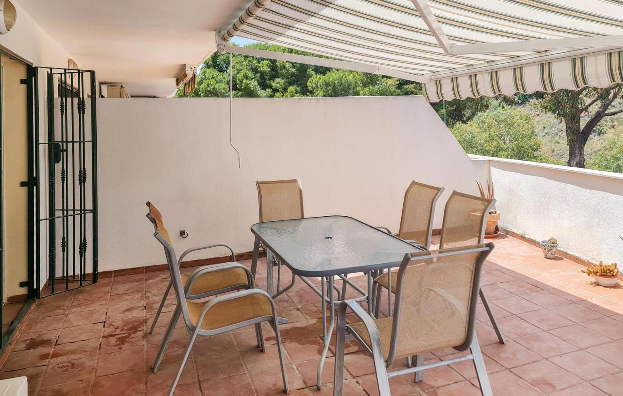 Apartamento Nice In With Outdoor Swimming Pool, Wifi&2 Bedrooms